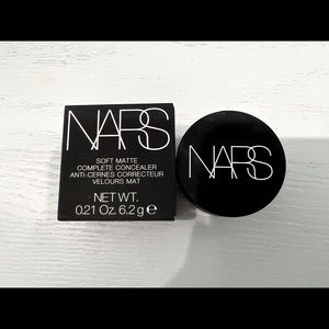 NARS Soft Matte Complete Concealer in Light 2.3 Madeleine